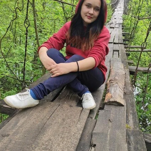 Аня